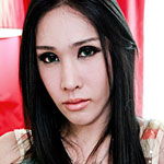 Gorgeous Thai ladyboy makes her debut on Franks TGirl World!
